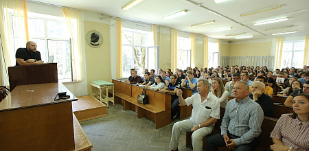 Знания дополнили опытом